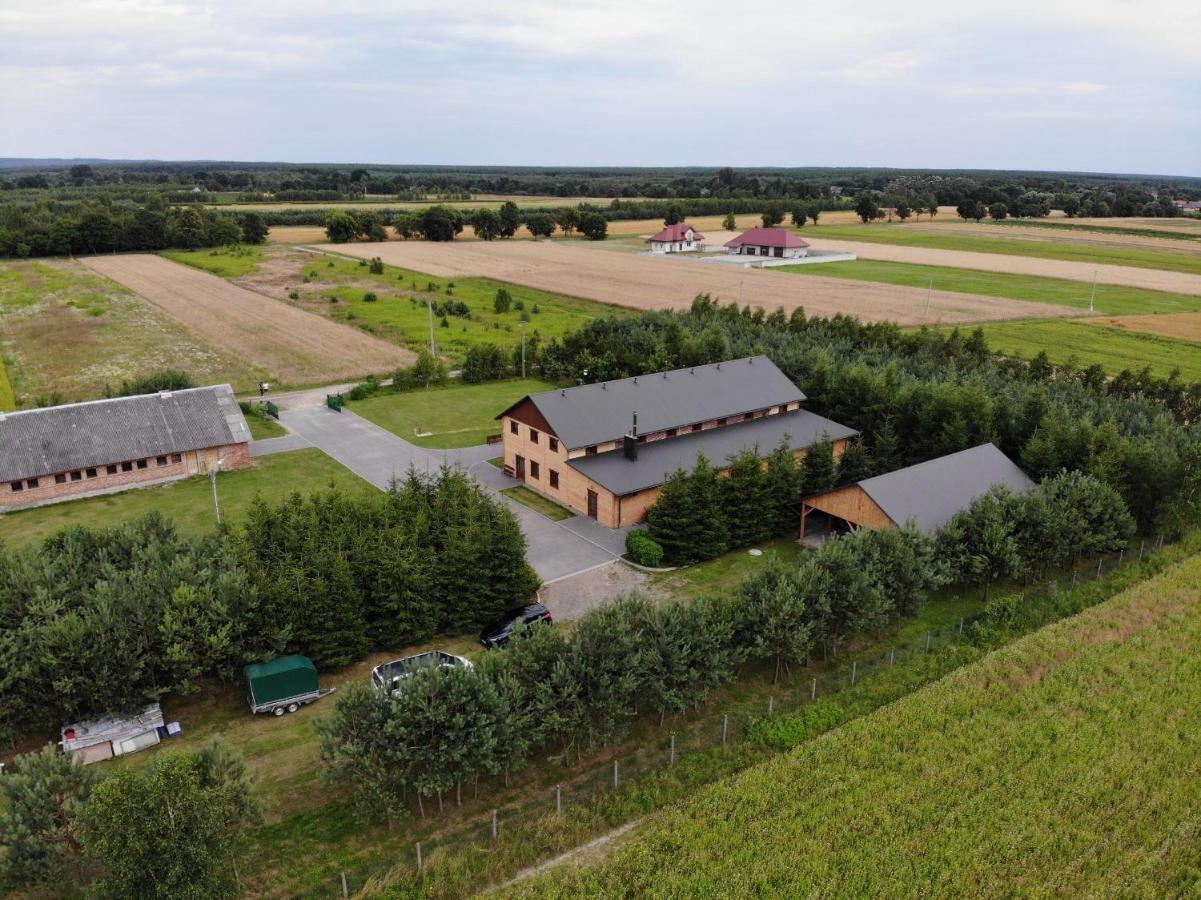 Arka Agroturyska Villa Kosin Bagian luar foto